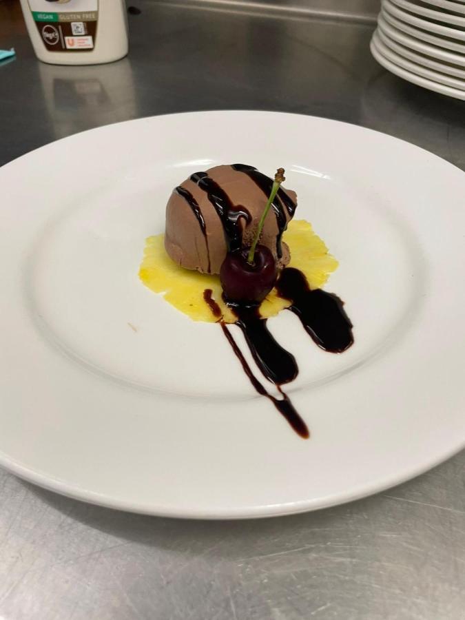Hotel Ristorante Da Franco เซเฟลด์ ภายนอก รูปภาพ